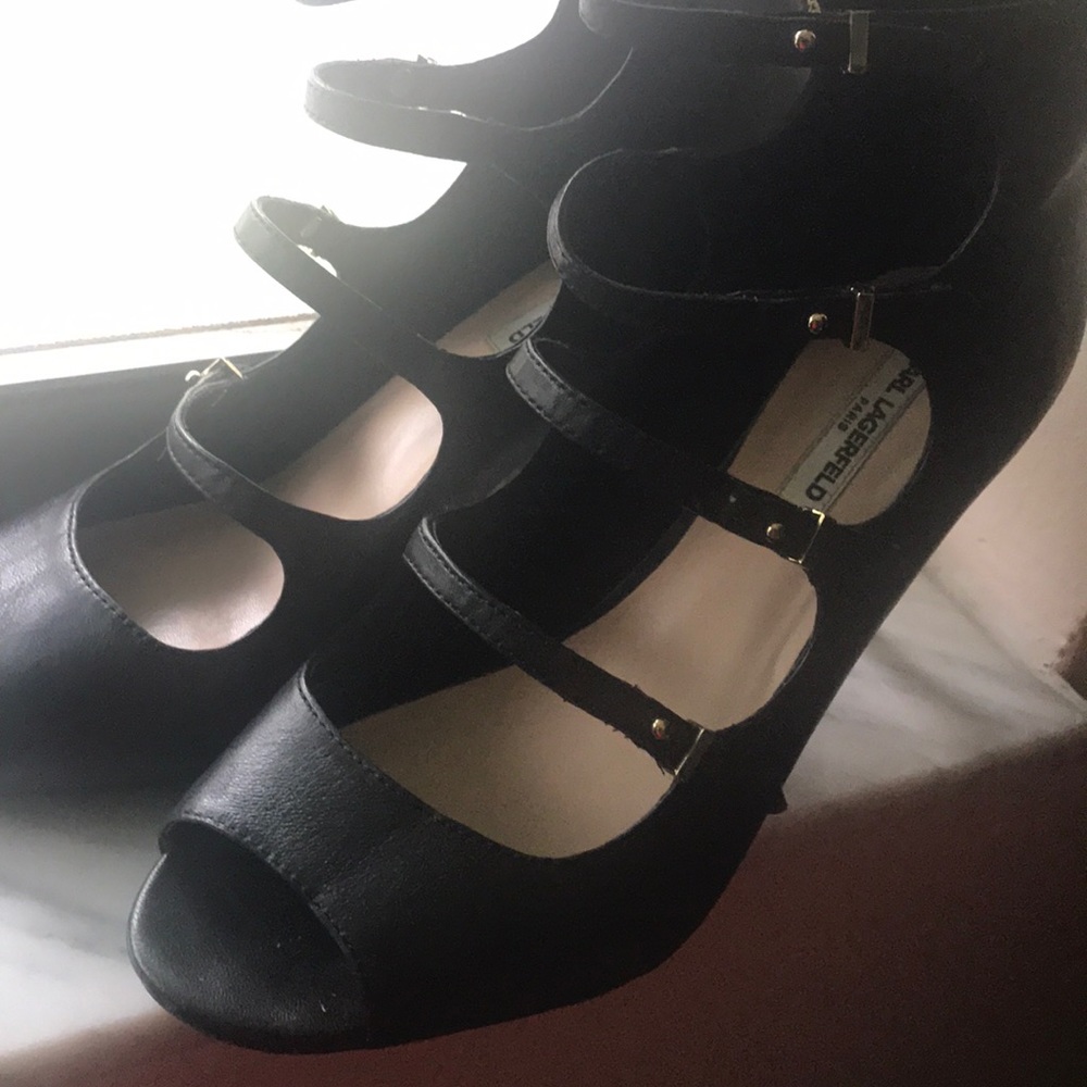 Karl Lagerfeld peep toe pumps
